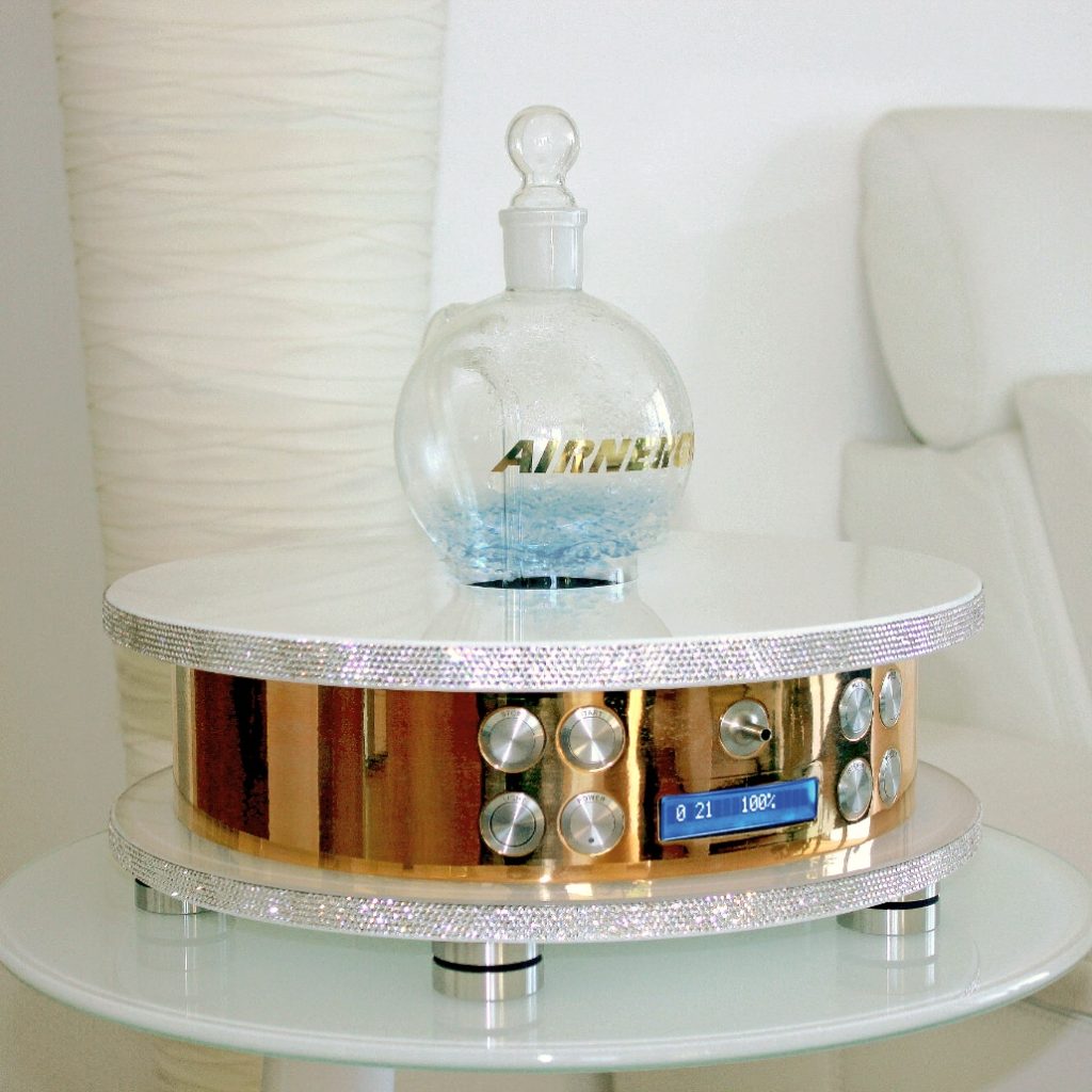 Airnergy Avant Garde blanc Sonderanfertigung 24 Karat 4400 Swarovski 1